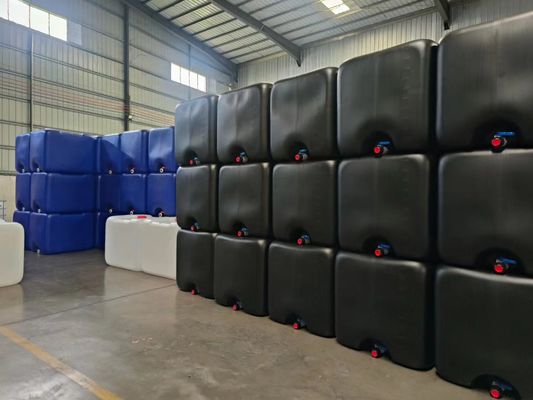 1000 litri IBC galvanizzato in acciaio gabbia esterna e contenitore interno nero per l'industria chimica